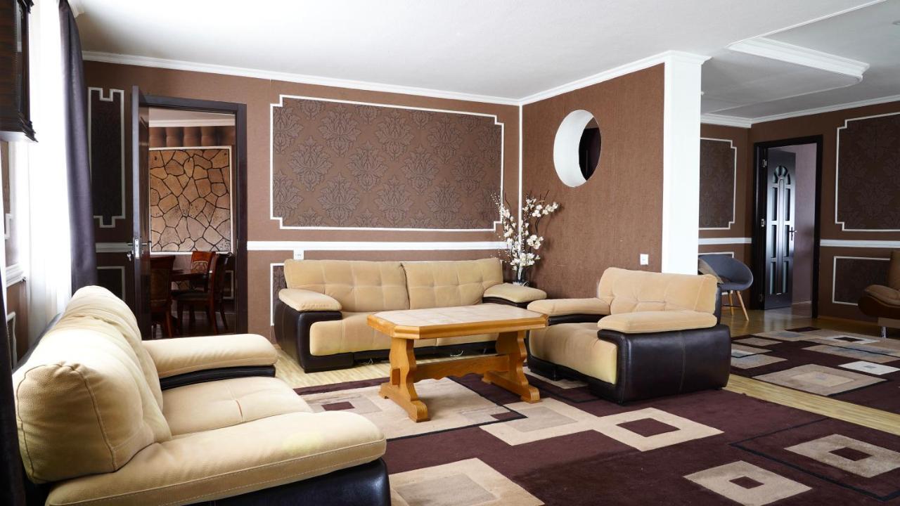 Apartment Shafi 8 Тбилиси Экстерьер фото